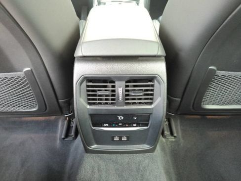 Used 2023 BMW 330i Sedan w/ Driving Assistance Package RWD image 29
