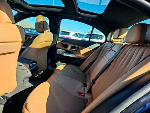 New 2026 Mercedes-Benz E 350 4MATIC Sedan image 22