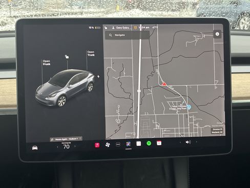 Used 2021 Tesla Model Y 2WD image 3