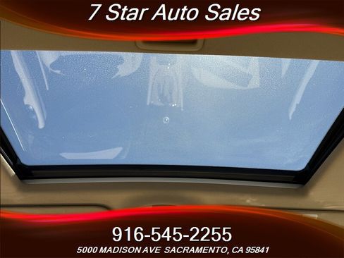 Used 2009 Mercedes-Benz E 350 Sedan image 18