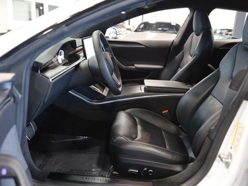 Used 2021 Tesla Model S Plaid AWD/4WD image 17