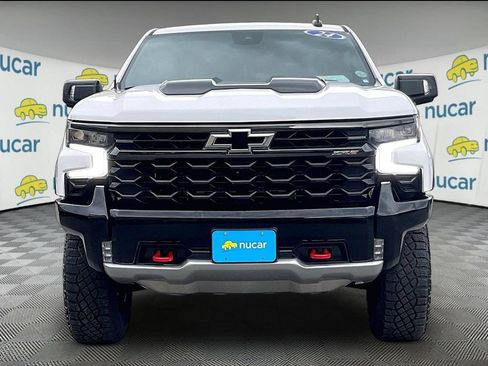 Used 2024 Chevrolet Silverado 1500 ZR2 w/ Technology Package AWD/4WD image 2
