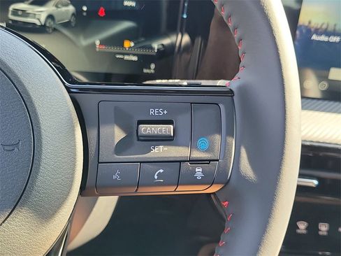 New 2026 Nissan Kicks SR image 8