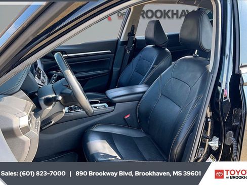 Used 2024 Nissan Altima 2.5 SL AWD/4WD image 18