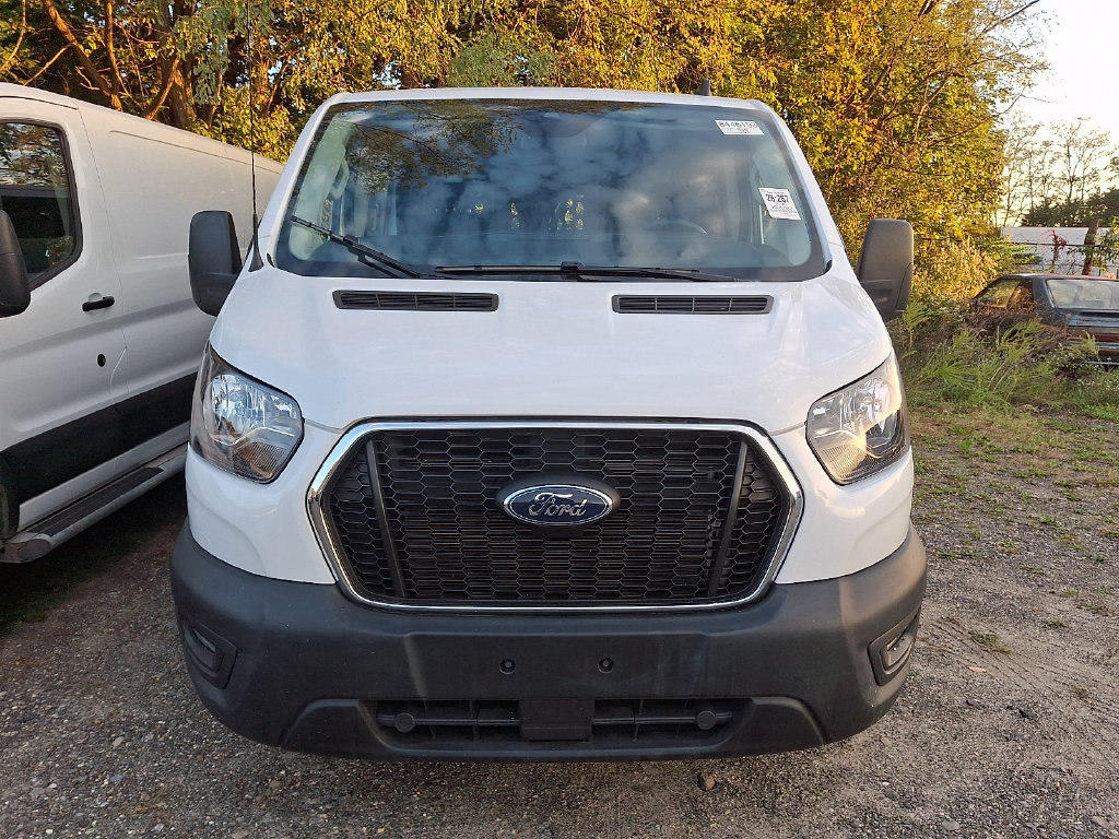 Used 2025 Ford Transit 250 Low Roof w/ Exterior Upgrade Package RWD image 2