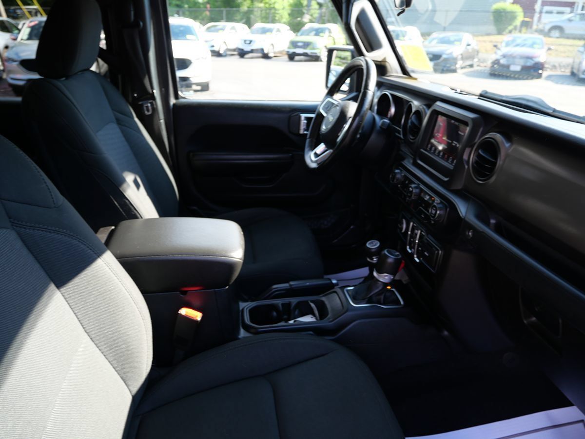 Used 2020 Jeep Gladiator Sport w/ Quick Order Package 24S AWD/4WD image 28