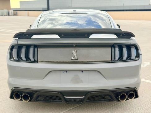 Used 2016 Ford Mustang Shelby GT350 w/ Technology Package RWD image 7