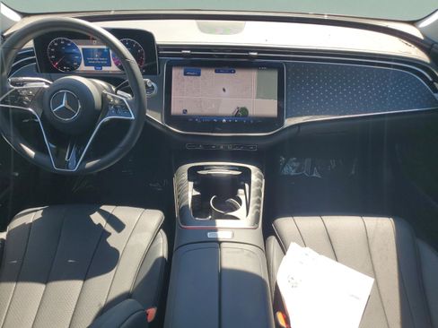 Certified 2025 Mercedes-Benz E 350 4MATIC Sedan image 11