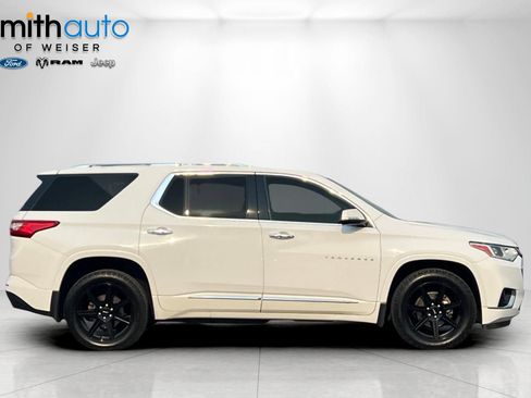 Used 2019 Chevrolet Traverse High Country AWD/4WD image 3