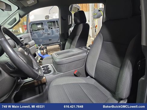 Used 2021 Chevrolet Silverado 1500 LT Trail Boss w/ Bed Protection Package image 14