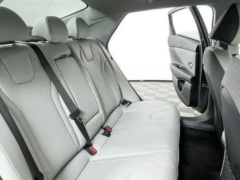 New 2026 Hyundai Elantra Limited image 65