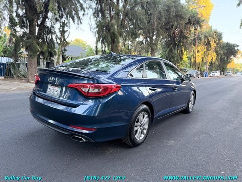 Used 2016 Hyundai Sonata SE w/ Cargo Package FWD image 4