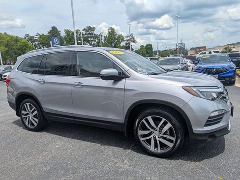 Used 2018 Honda Pilot Elite image 23
