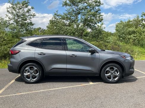 Used 2025 Ford Escape ST-Line Select AWD/4WD image 24