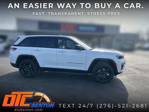 New 2026 Jeep Grand Cherokee Limited w/ Limited Altitude Package AWD/4WD image 2