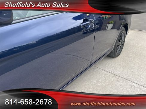 Used 2011 Toyota Corolla LE FWD image 15