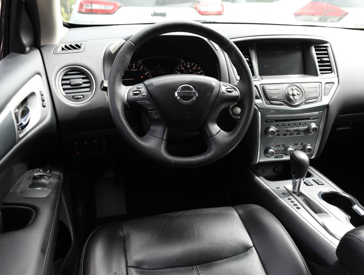 Used 2017 Nissan Pathfinder SL FWD image 15