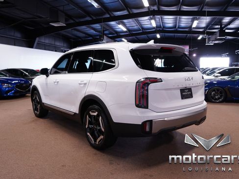 Used 2025 Kia Telluride EX image 5