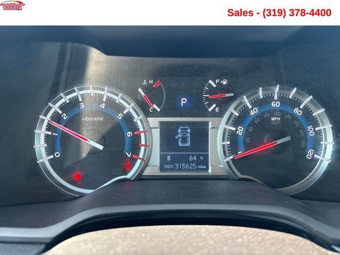 Used 2016 Toyota 4Runner Limited AWD/4WD image 16