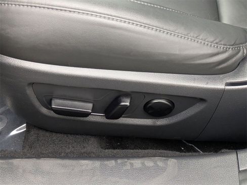 Used 2025 MAZDA CX-30 AWD 2.5 S w/ Preferred Package image 13