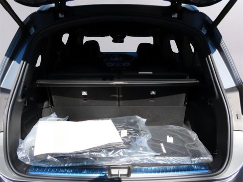 Used 2025 Mercedes-Benz GLS 450 GLS 450 image 41