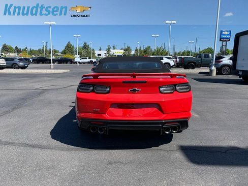 Used 2023 Chevrolet Camaro SS RWD image 6