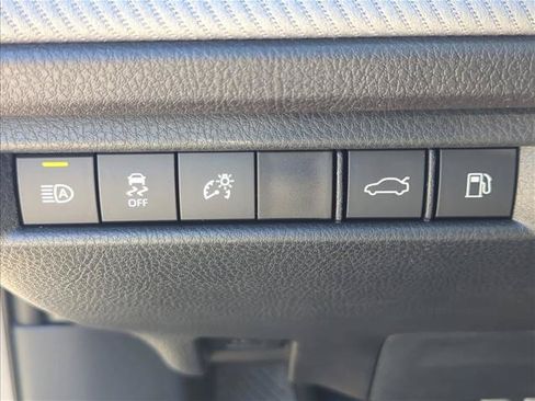 Used 2026 Toyota Camry SE FWD image 15