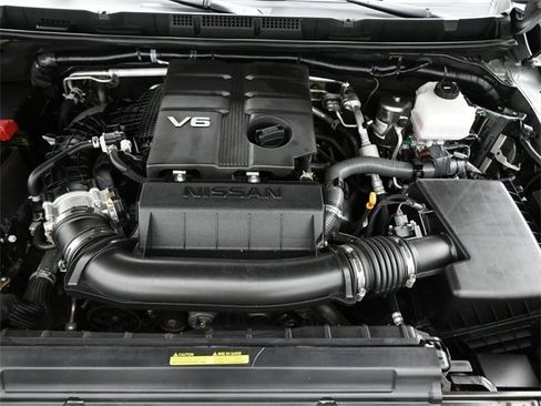 Used 2023 Nissan Frontier PRO-4X w/ Pro-4X Premium Package image 32