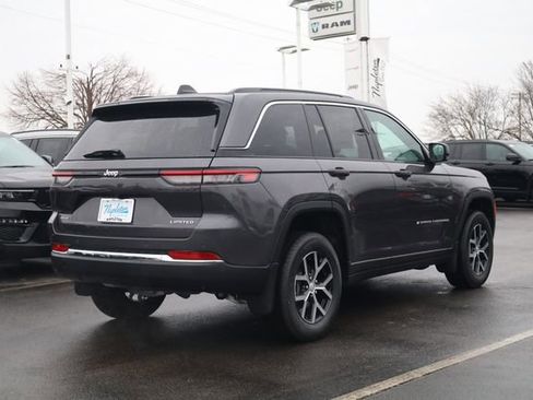 New 2025 Jeep Grand Cherokee Limited image 4