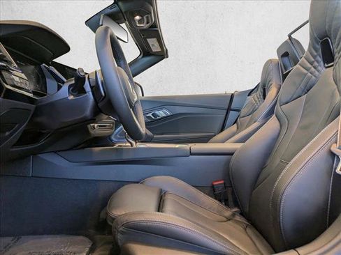 Used 2025 BMW Z4 M40i w/ Premium Package RWD image 4
