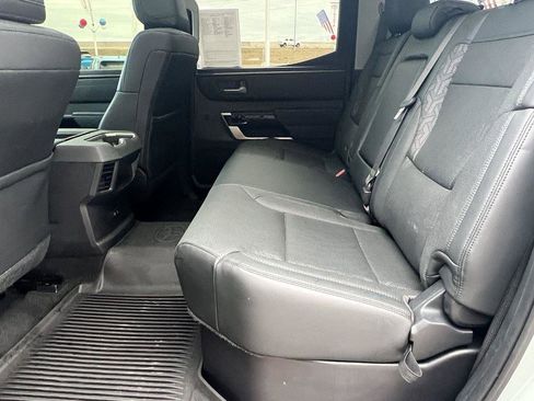 Used 2022 Toyota Tundra Limited image 11