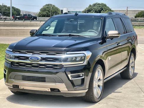 Used 2024 Ford Expedition King Ranch AWD/4WD image 2