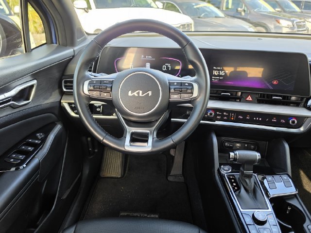 Certified 2024 Kia Sportage X-Line w/ X-Line Premium Package AWD/4WD image 9