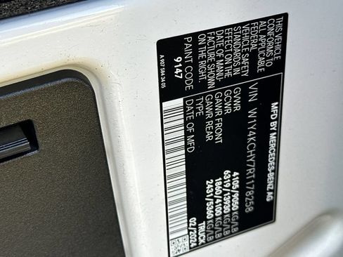 Used 2024 Mercedes-Benz Sprinter 2500 image 33