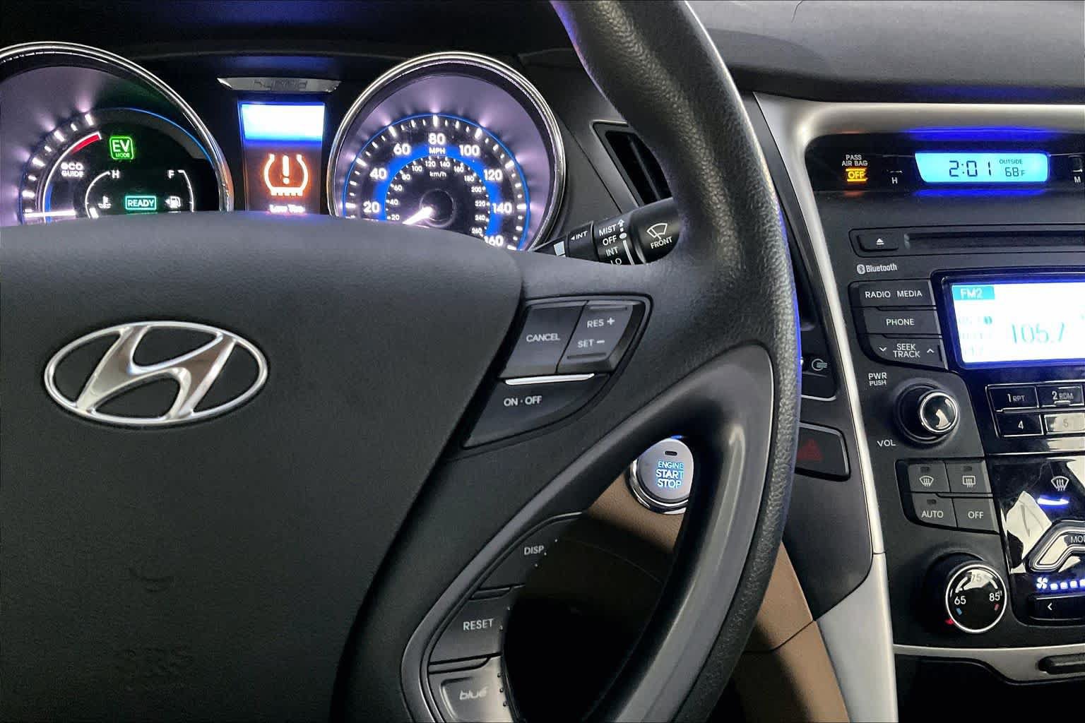 Used 2013 Hyundai Sonata Hybrid FWD image 23
