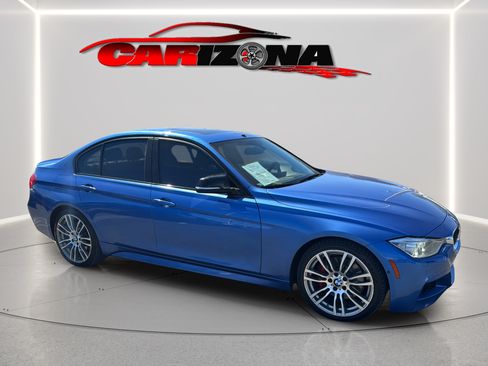 Used 2013 BMW 335i xDrive Sedan AWD/4WD image 2
