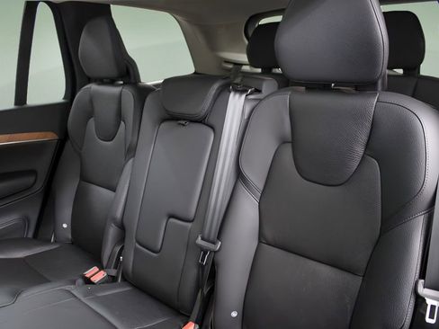 Used 2023 Volvo XC90 B6 Plus w/ Protection Package Premier AWD/4WD image 20