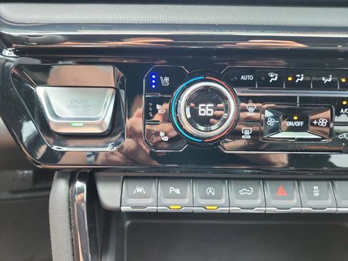 Certified 2024 GMC Sierra 1500 AT4 w/ Technology Package AWD/4WD image 22