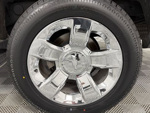 Used 2017 Chevrolet Silverado 1500 LTZ w/ Sport Package image 29