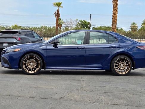 Used 2024 Toyota Camry SE w/ Convenience Package FWD image 7