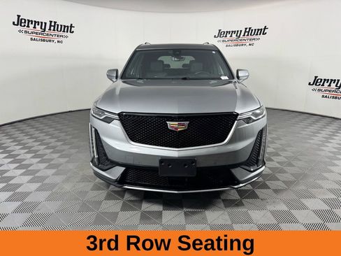 Used 2024 Cadillac XT6 Sport w/ Technology Package AWD/4WD image 5