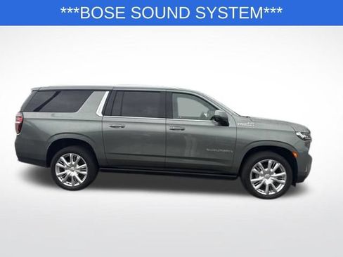 Used 2023 Chevrolet Suburban High Country AWD/4WD image 7
