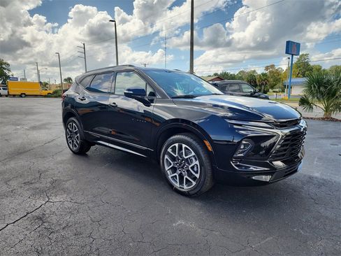 New 2025 Chevrolet Blazer RS w/ Driver Confidence II Package AWD/4WD image 2