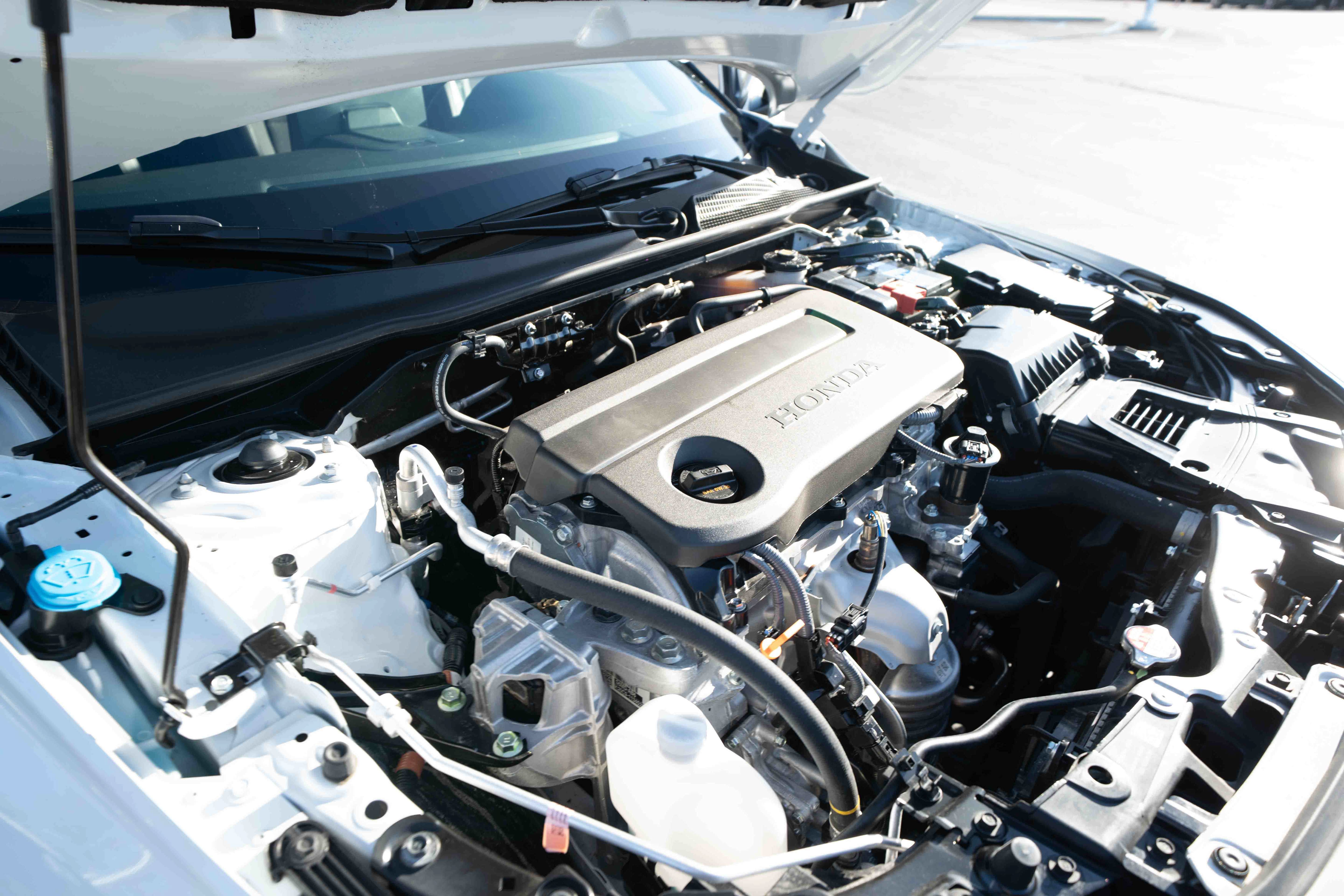 Certified 2025 Honda Civic Sport image 31