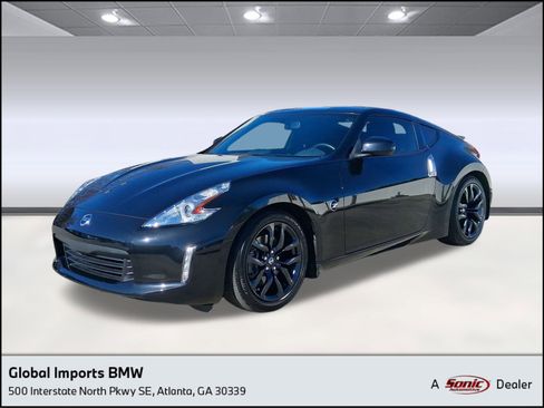 Used 2016 Nissan 370Z Coupe image 1