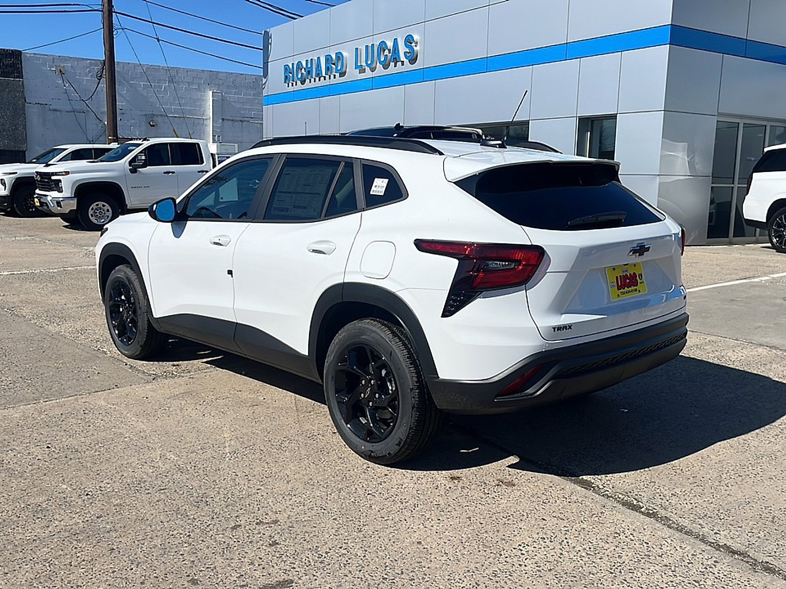 New 2026 Chevrolet Trax LT w/ Driver Confidence Package FWD image 5