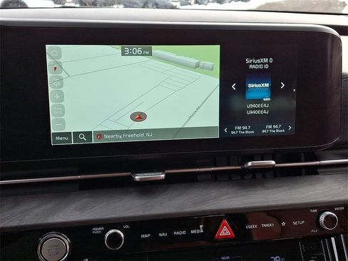 Certified 2023 Kia Carnival SX image 16