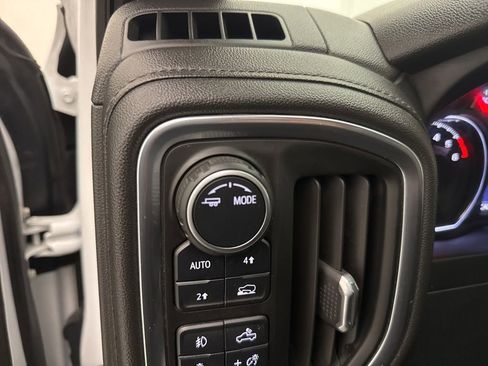 Used 2022 Chevrolet Silverado 1500 RST w/ Bed Protection Package AWD/4WD image 19