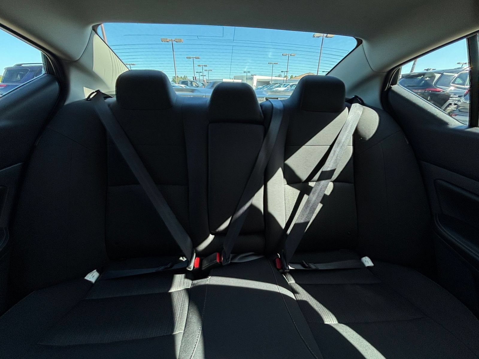 Used 2025 Nissan Altima 2.5 SV FWD image 38