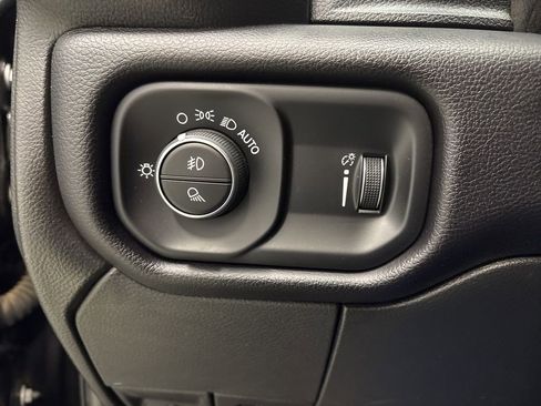 Used 2022 RAM 2500 Big Horn w/ Level C Equiment Group image 24